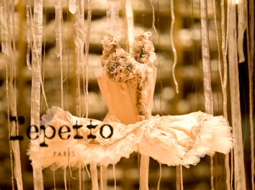 Repetto se lance dans le prt--porter