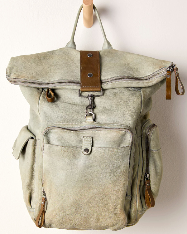 Sac  dos en cuir beige