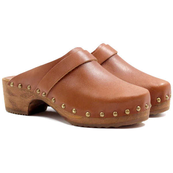 Sabots bois cuir cognac